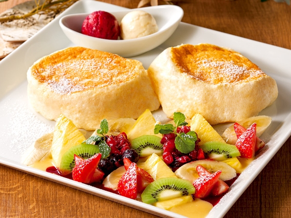 「武藏野森珈琲 Diner」楓糖薄煎餅是許多人訪日必吃的美食。