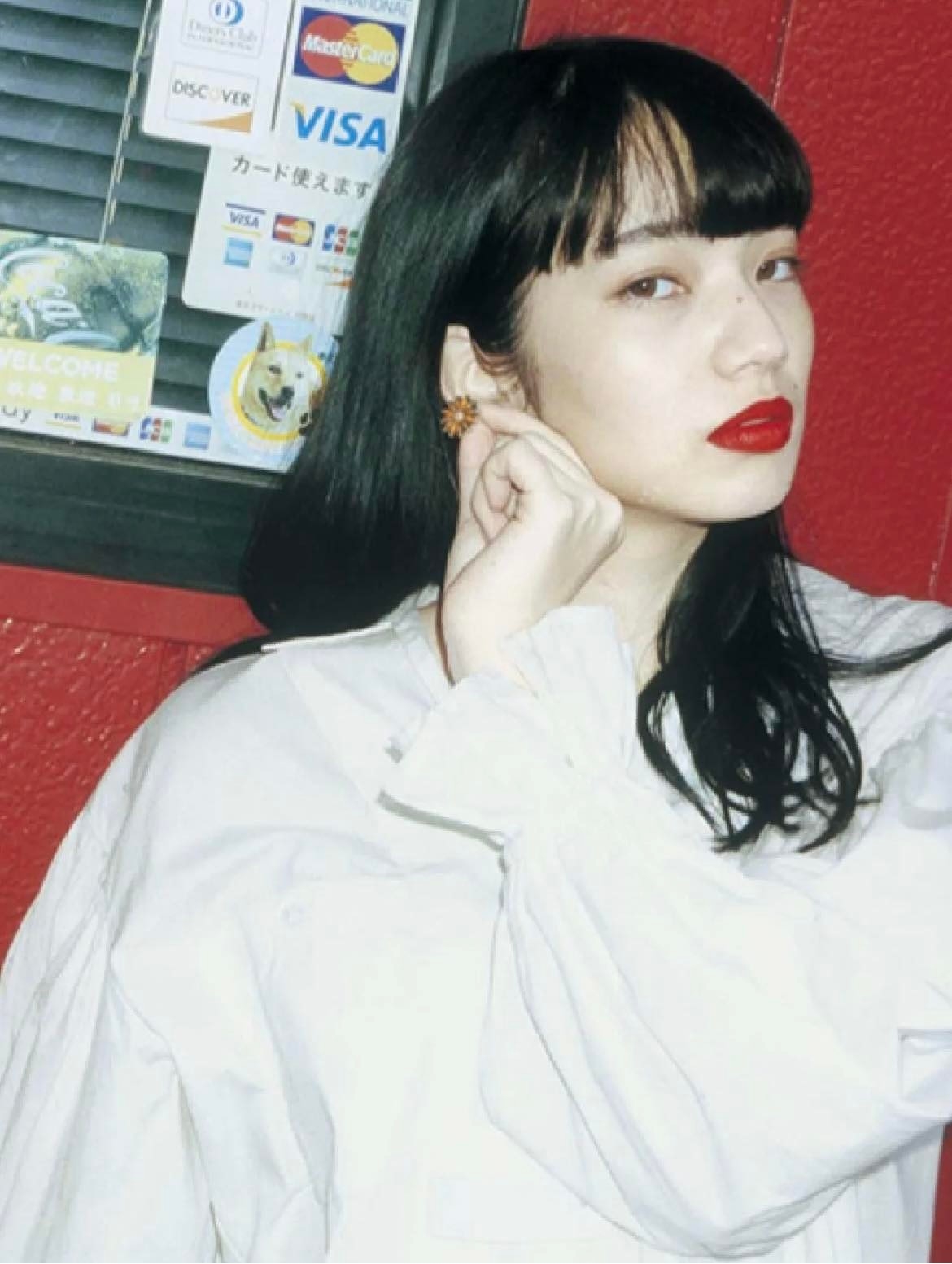 小松菜奈的獨特厭世感風格。