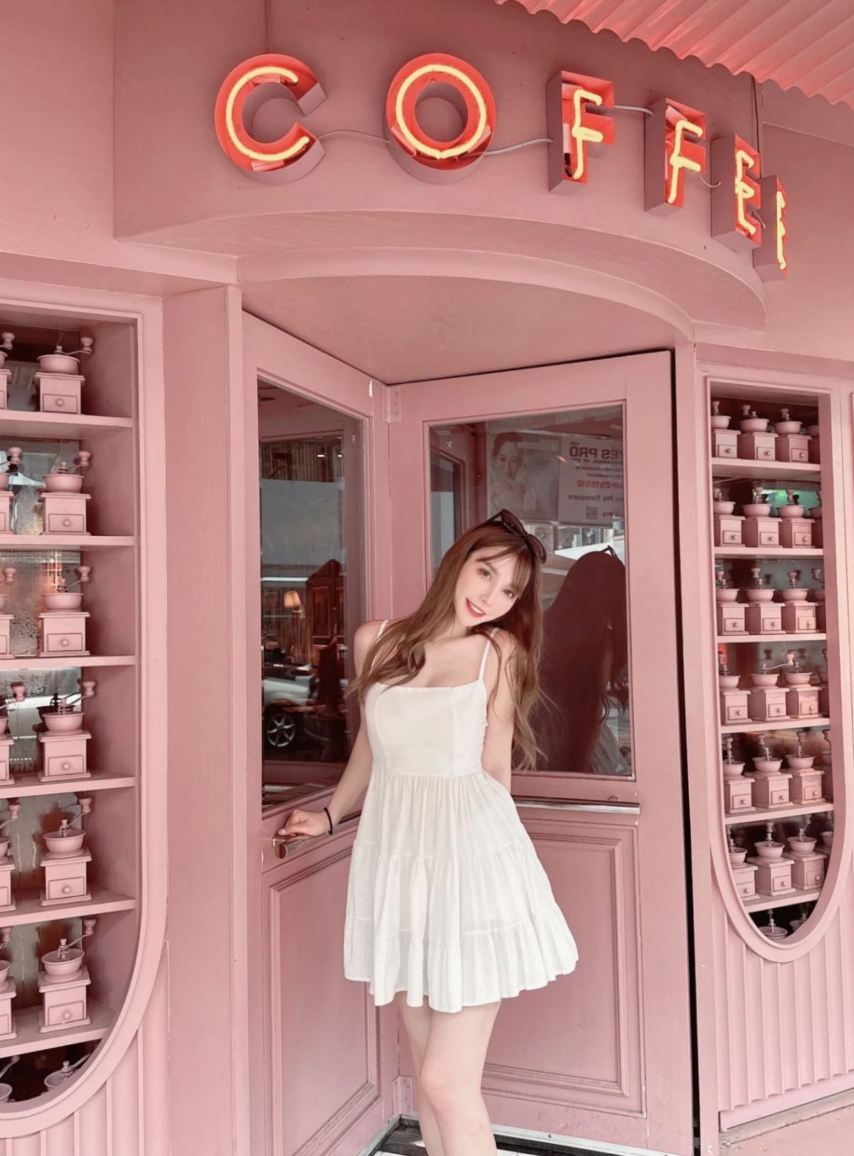 泰國粉紅咖啡廳「The Cassette Coffee Bar」