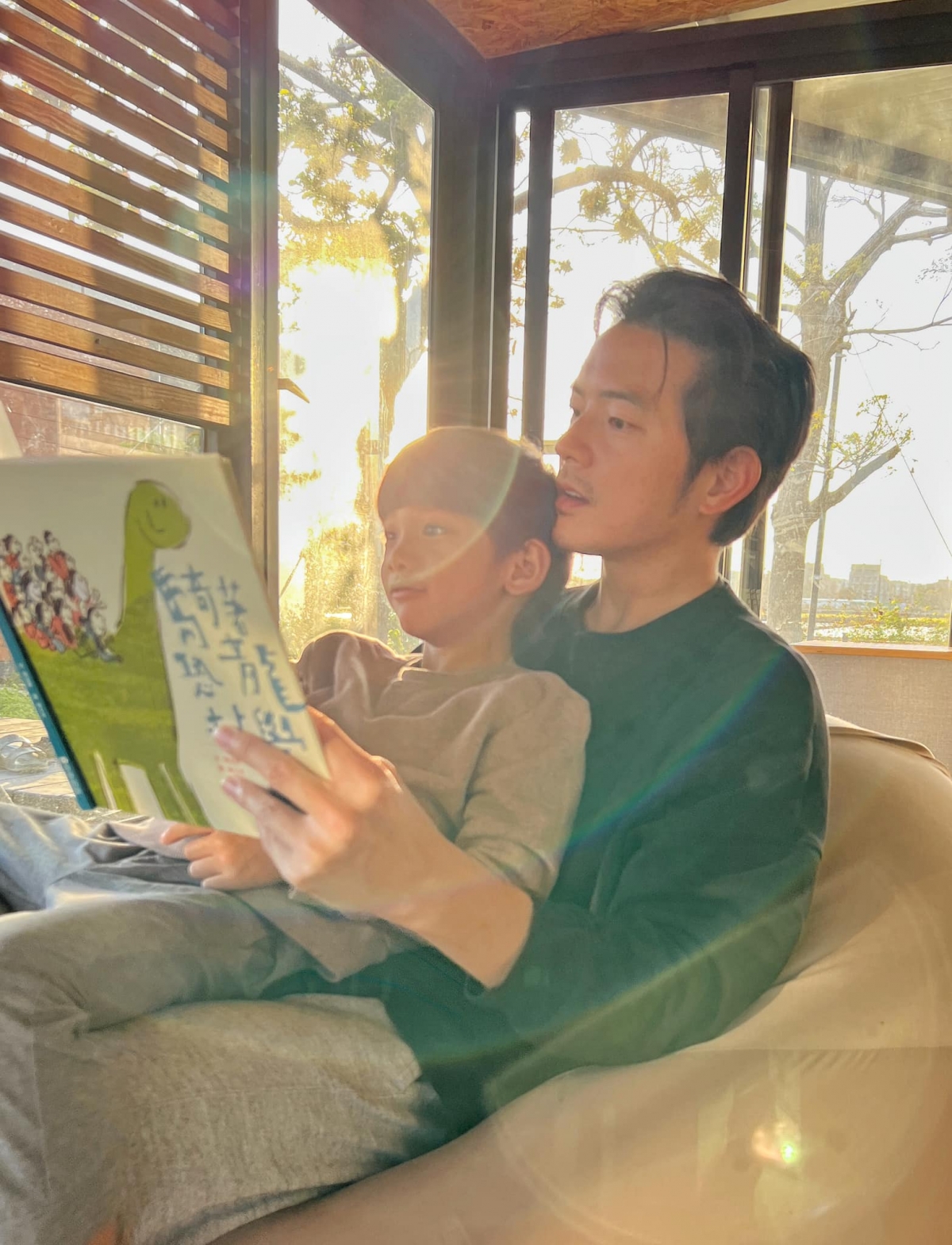 宥勝前陣子宣布未來一年要當家庭主夫