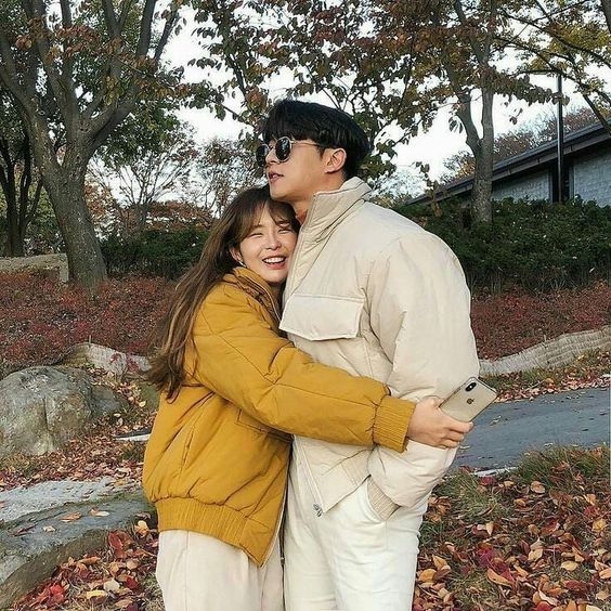 小紅書瘋傳的「情侶戀愛週期表」