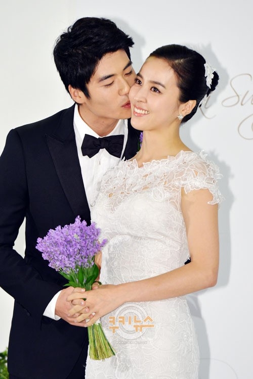 韓惠軫和奇誠庸結婚喧騰一時。