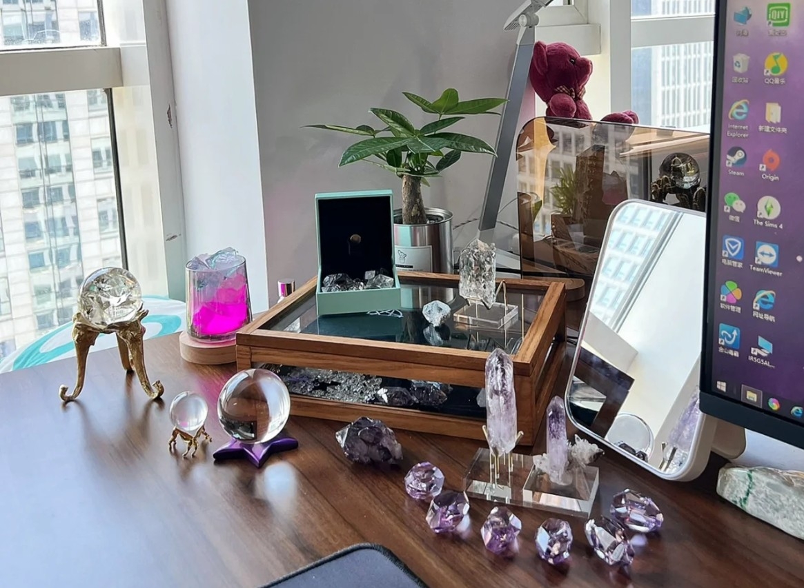 不該出現在辦公桌上的物品