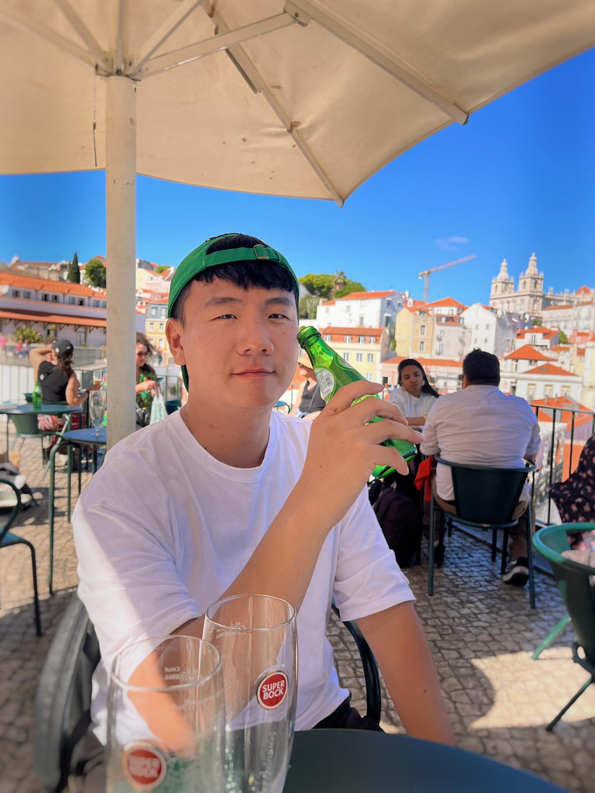 阿翰目前正在葡萄牙旅行中