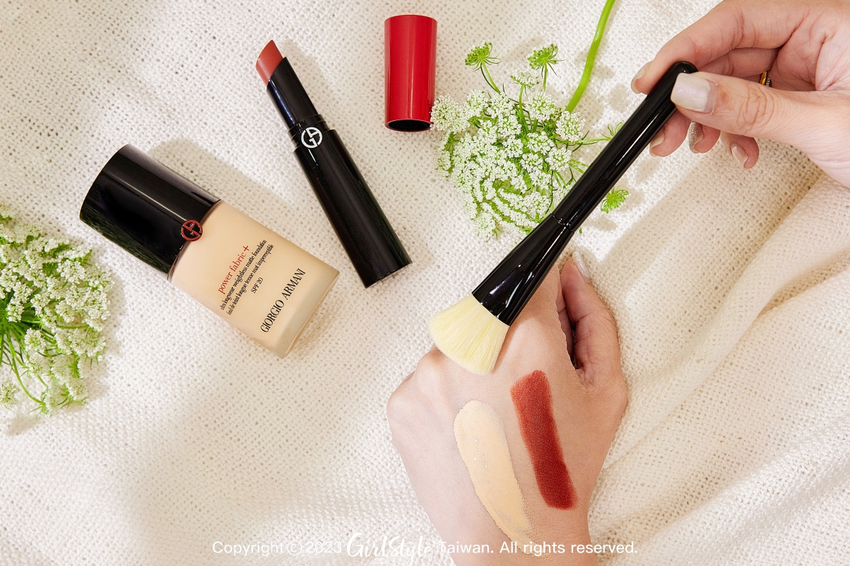 2023母親節彩妝推薦:亞曼尼 首4日限定彩妝組,奢寵價NT$4,100