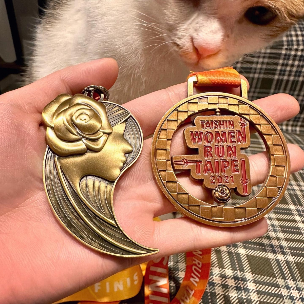 温貞菱這一次半馬的獎牌認證