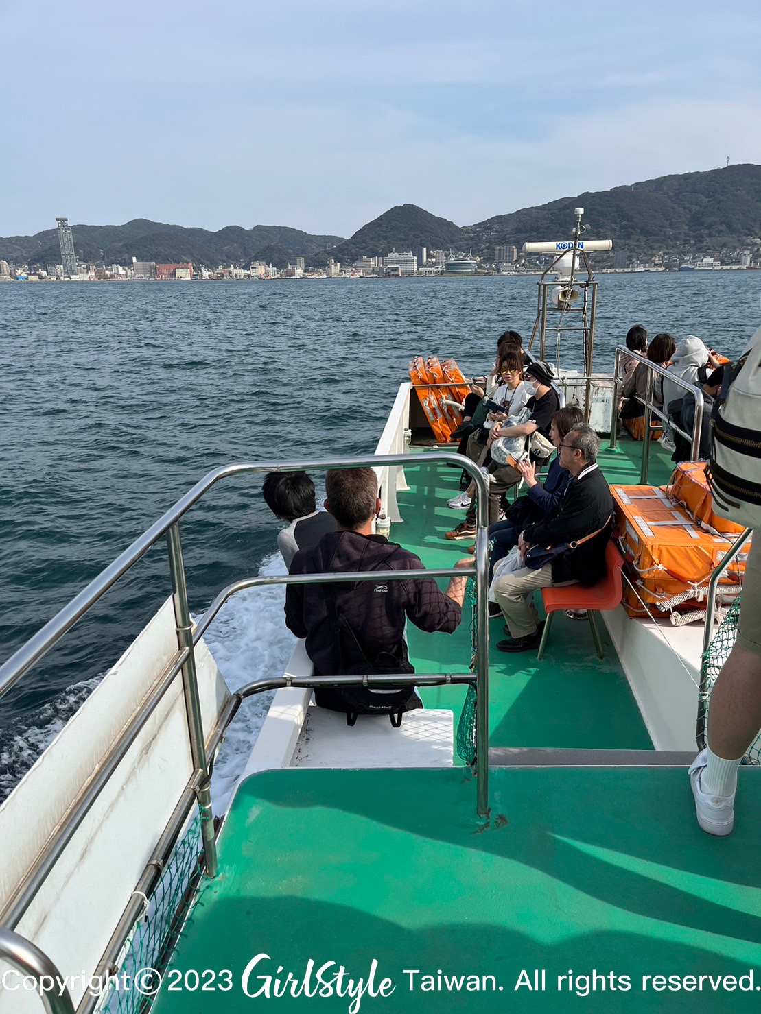 船上的海浪非常大