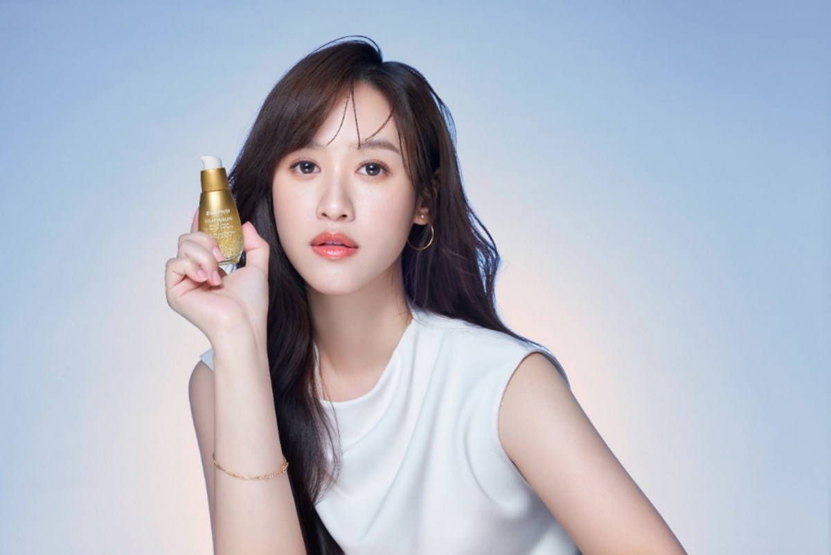 Darphin 朵法 金緻再生奢光露(小金球精露)30ml，NT$3,700