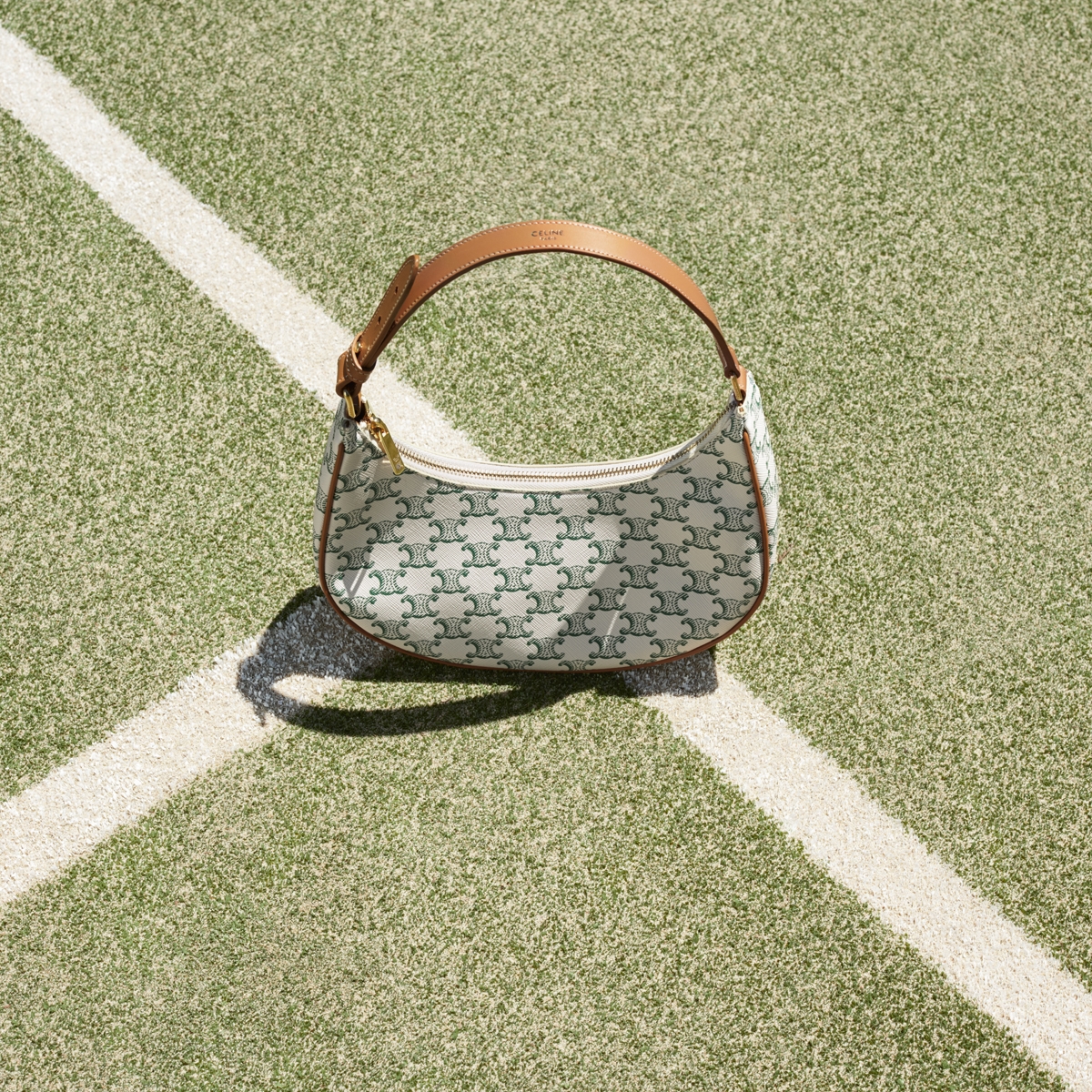 CELINE TRIOMPHE帆布及小牛皮AVA手袋,NT$56,000