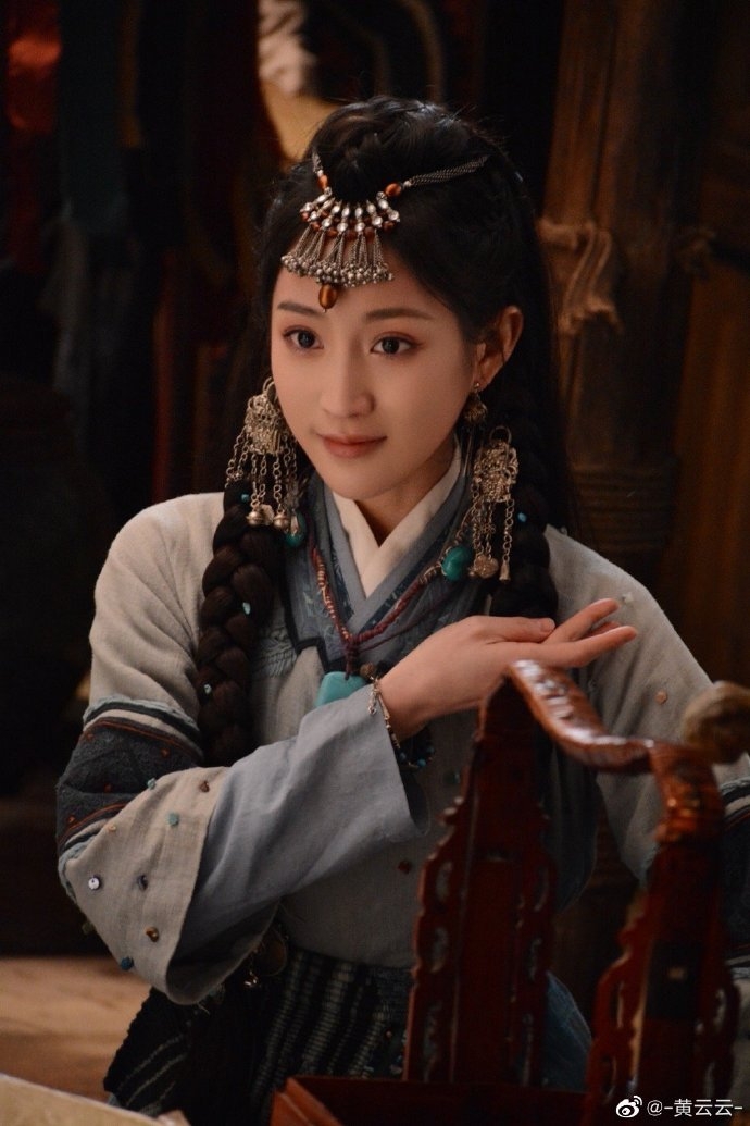 擁有背叛之心的月瑩心，最後對澹台燼反撲