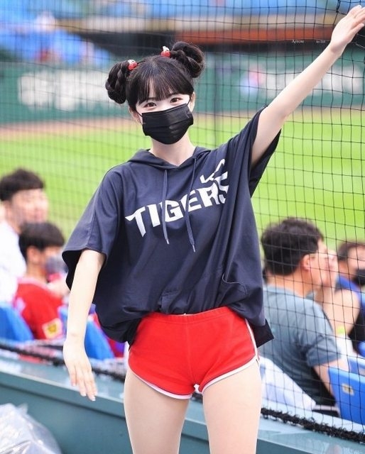 李多慧被網友笑稱是中職最大咖洋將