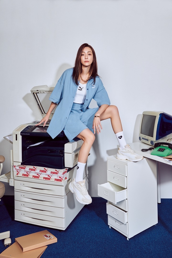 PUMA 流行系列 Classics Pique 短袖襯衫,NT$1,980、流行系列 Classics 短版休閒背心 $880、流行系列 Classics Pique 高腰短褲 $1,580、Teveris Nitro Vacation,NT$3,580