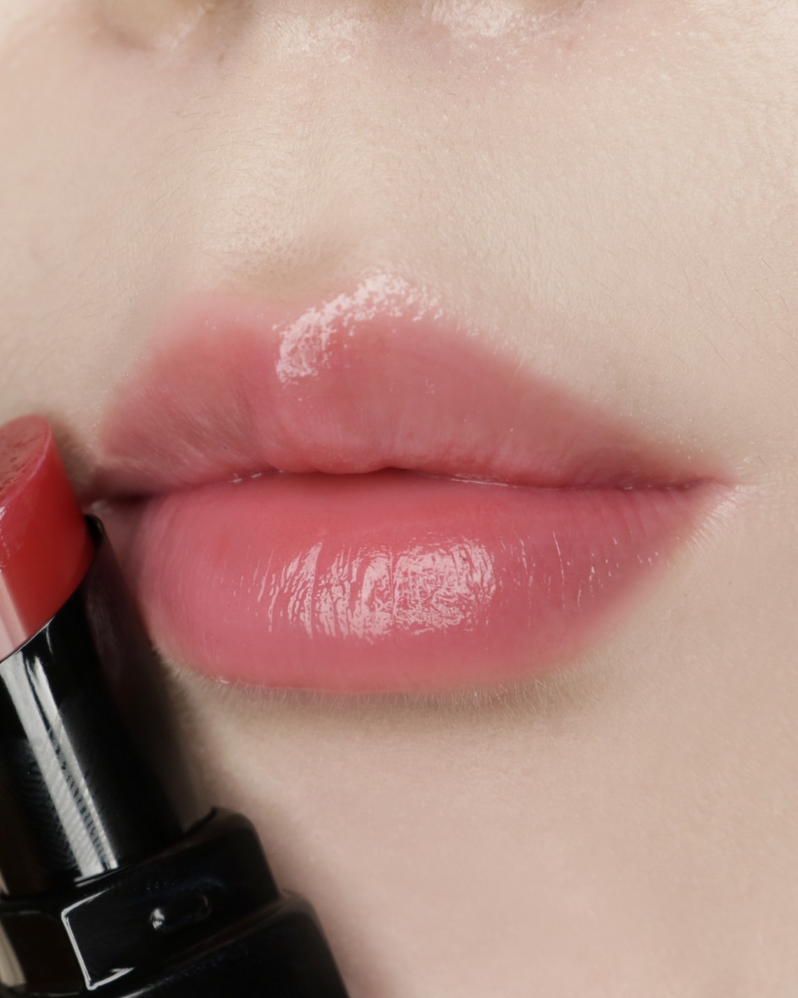 Bobbi Brown晶鑽極嫩潤色護唇膏#619 Bare Raspberry，NT$1,300