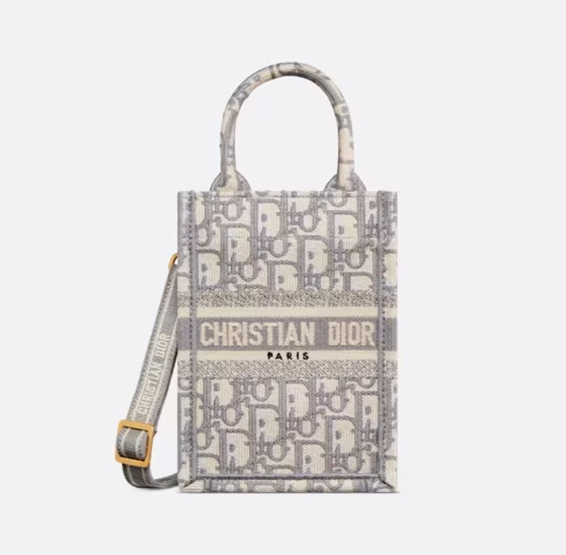 DIOR迷你 DIOR BOOK TOTE 手機袋,NT$71,000