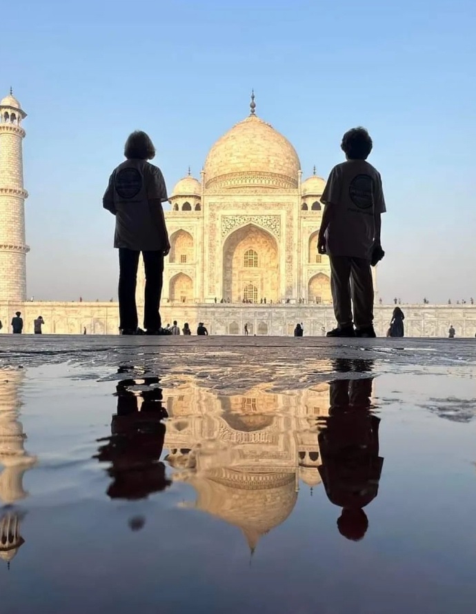 81閨蜜一起說走就走環遊世界