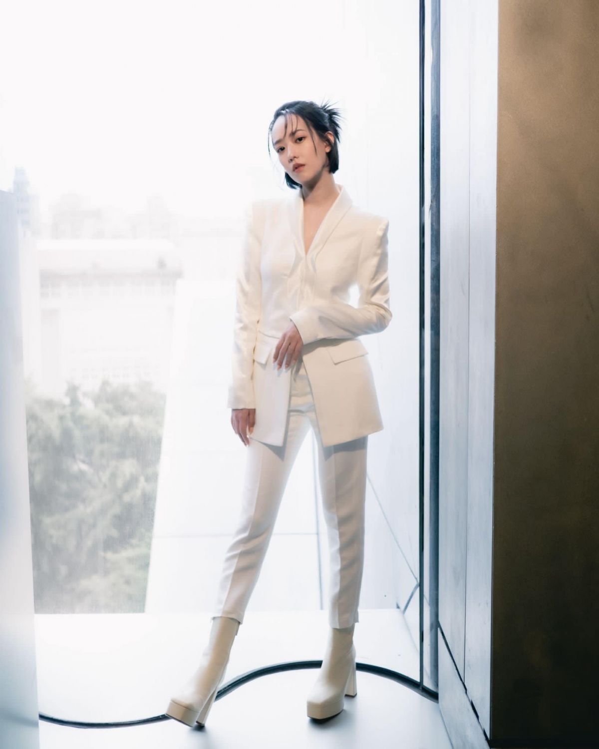 孟耿如的精緻小臉看起來永不顯老。