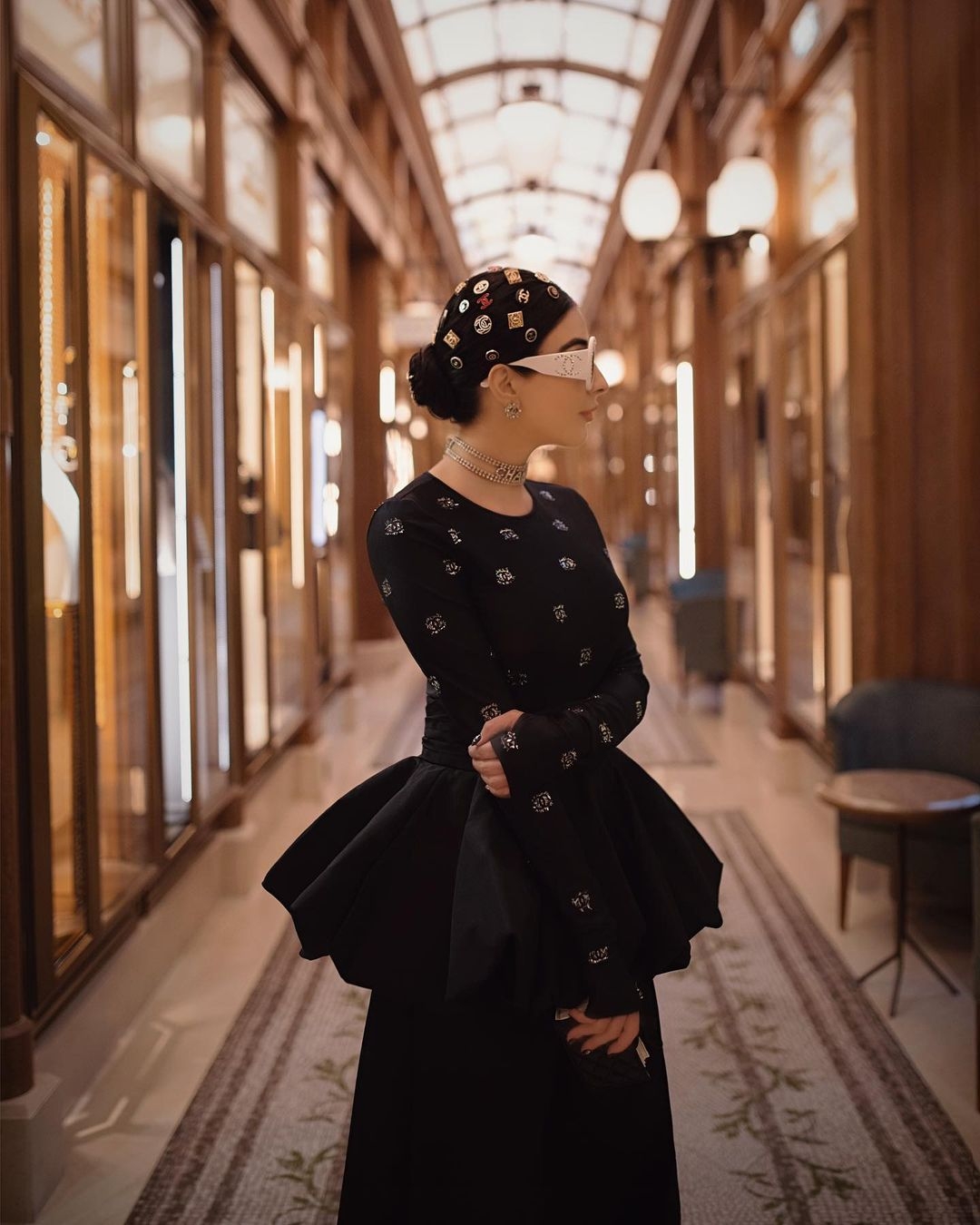 有關注精品的女孩都知道,CHANEL的釦子也是藝術品等級