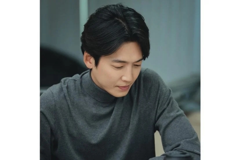 鄭敬淏將飾演新任BOSS候選人「姜彪」