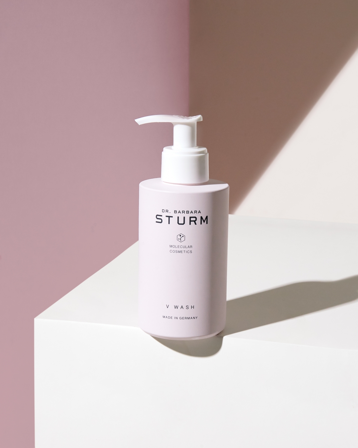 Dr. Barbara Sturm 私密護理潔膚凝露200ml,NT$2,300