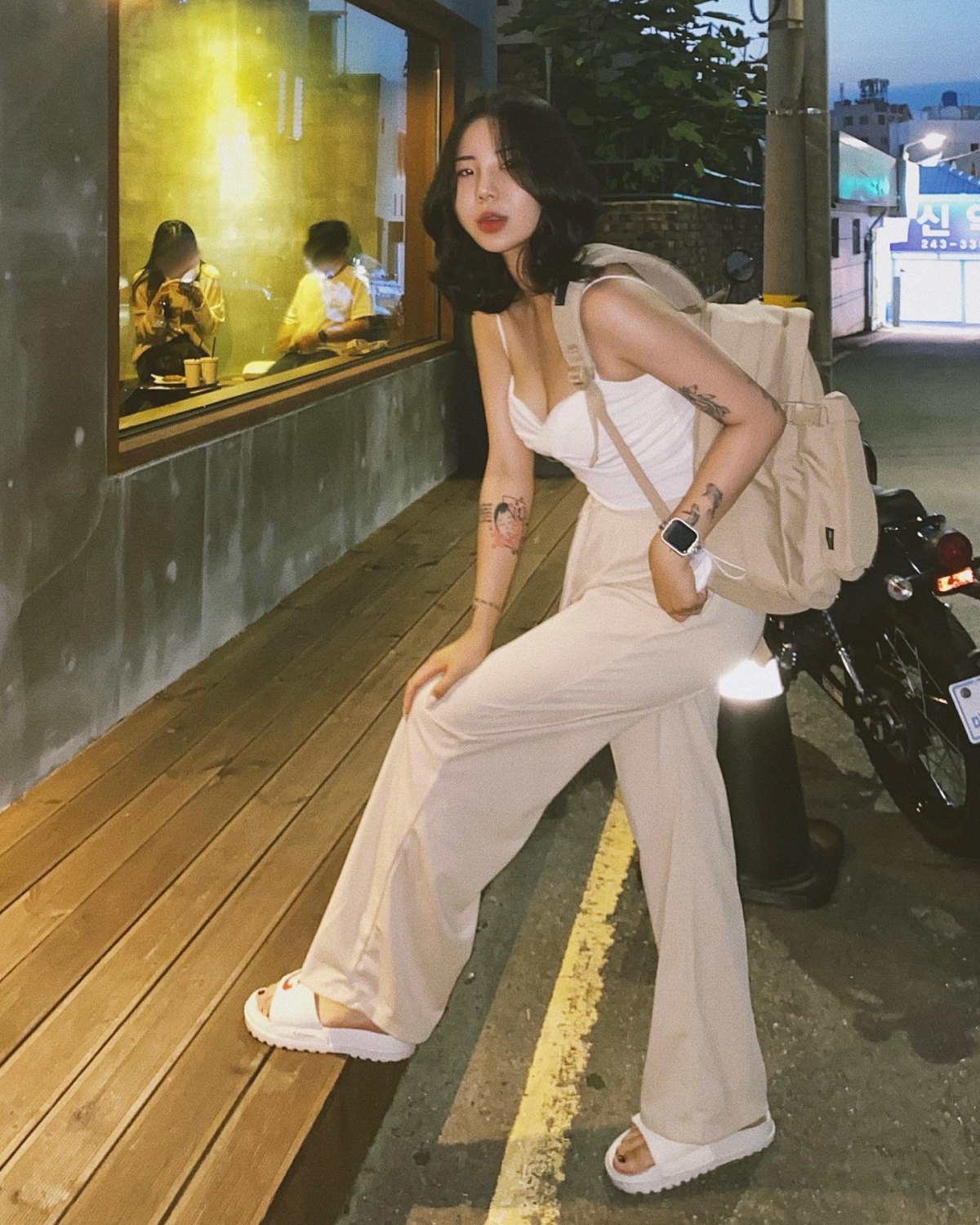 大人小孩都愛Jansport背包