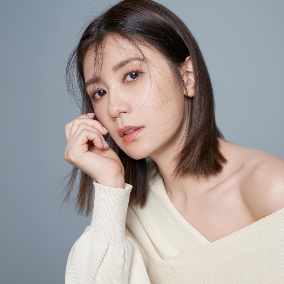 賈靜雯絕美外型和精湛演技都受到觀眾肯定。