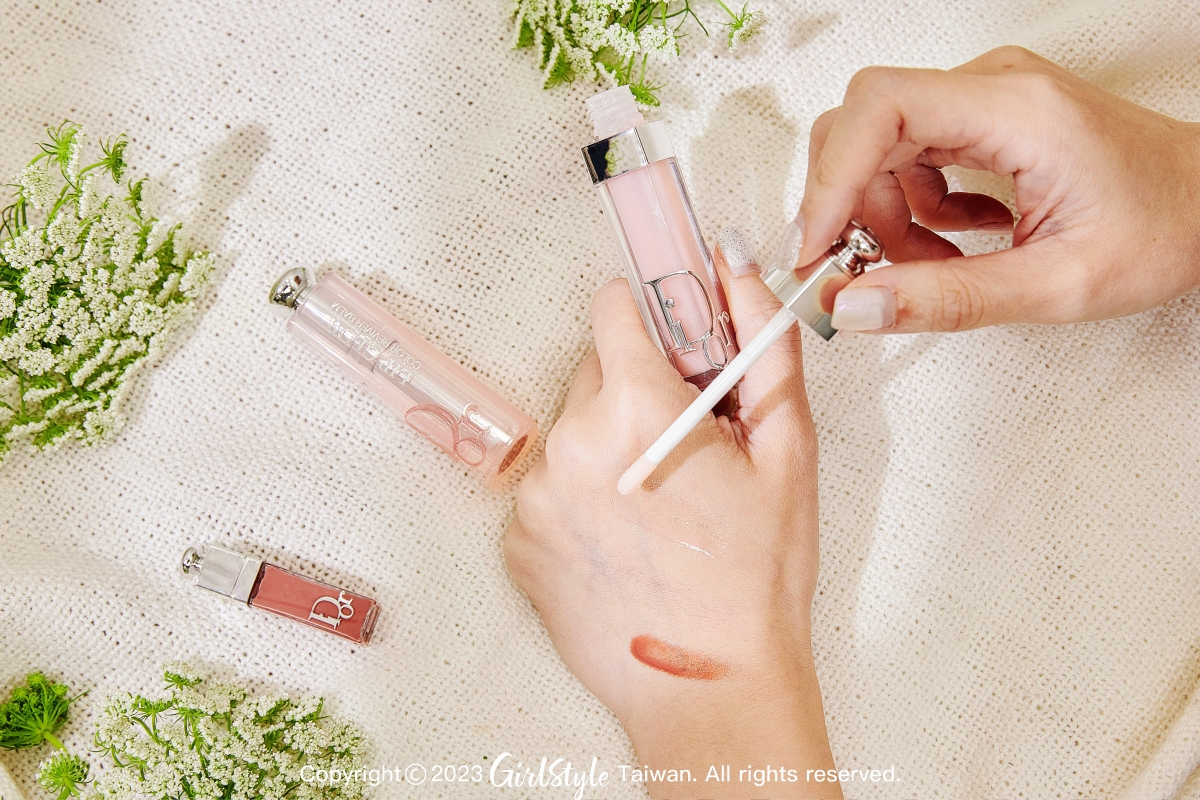 2023母親節彩妝推薦:迪奧 粉漾潤唇組,NT$2,700