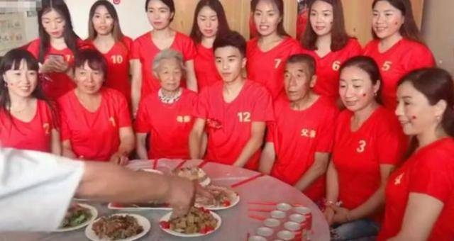 弟弟要結婚姊姊現身寵弟