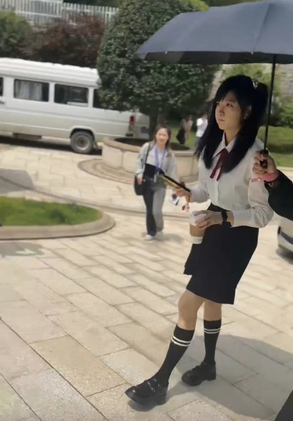 「袁湘琴」由26歲的孫千擔任