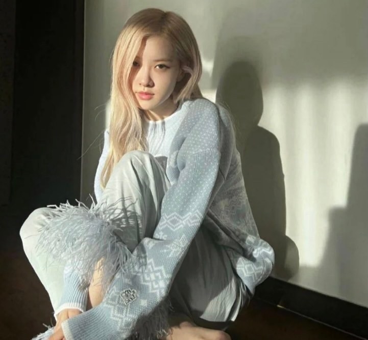 BLACKPINK Rosé 羽毛睡衣長褲來自明星都超級愛穿的Sleeper! 