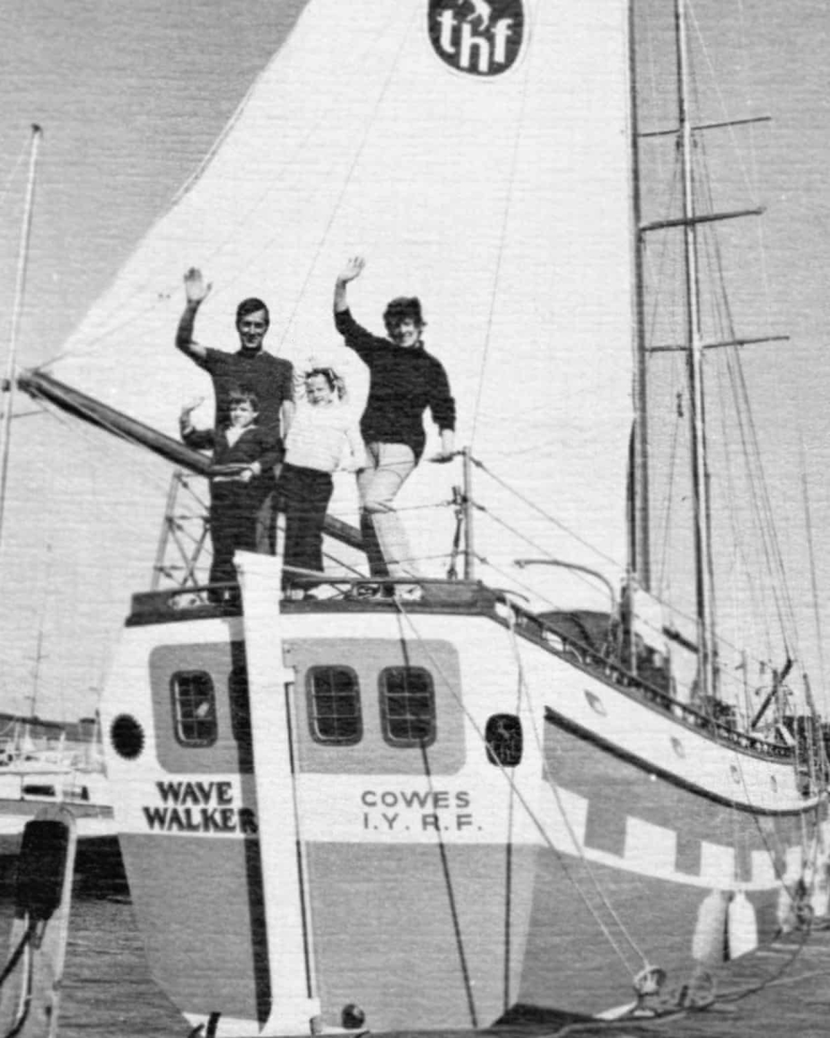 當年Suzanne Heywood舉家啟航去環遊世界的照片