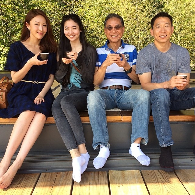 賴佩霞一家子都是名人。