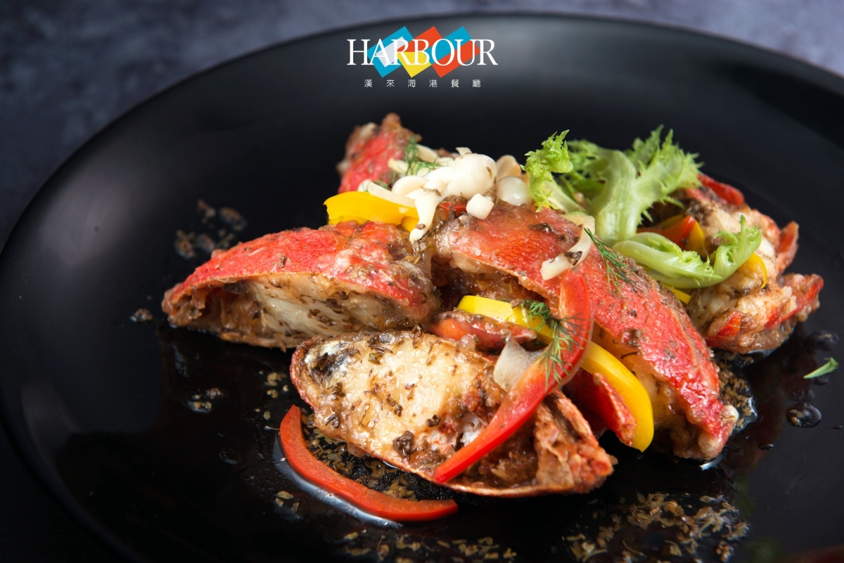 漢來海港餐廳現流海鮮名聞遐邇。