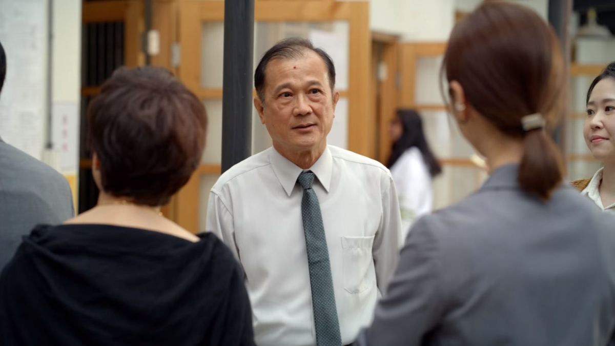 李天成在《人選之人—造浪者》對同性戀者相當不友善。