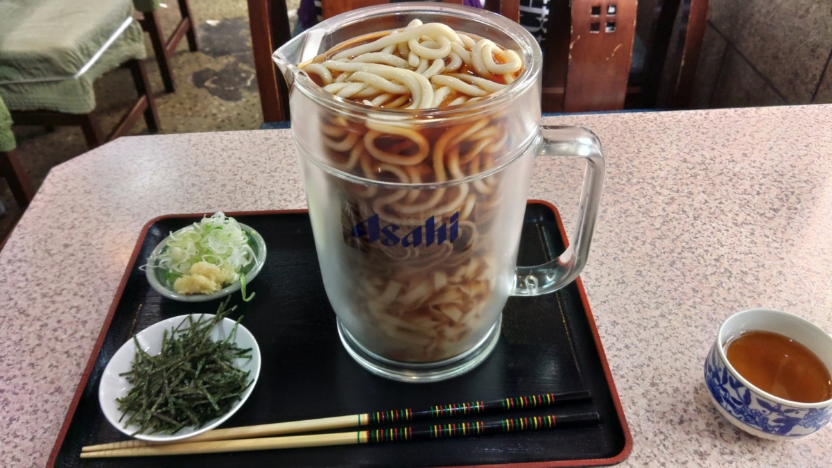 話題美食「啤酒杯烏龍麵」推特熱議