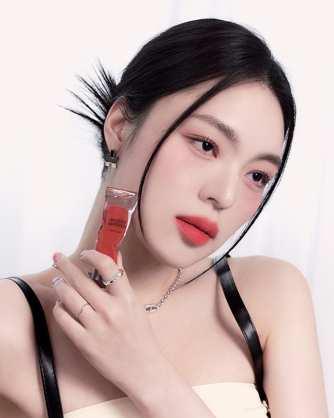 MuzigaeMansion 透明顏料罐唇釉 6ml，NT$520