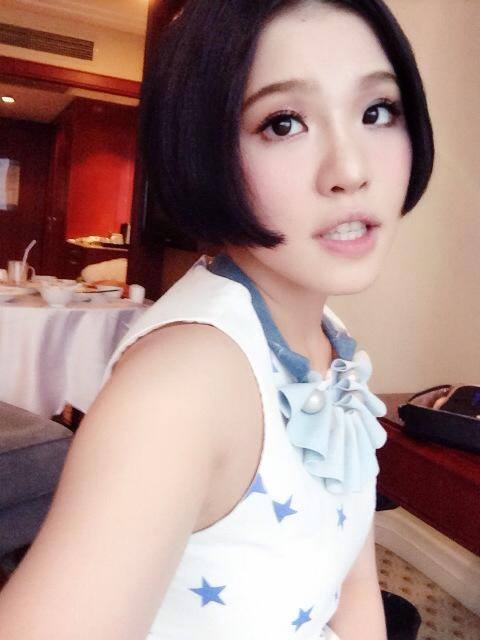 謝依霖婚後淡出演藝圈