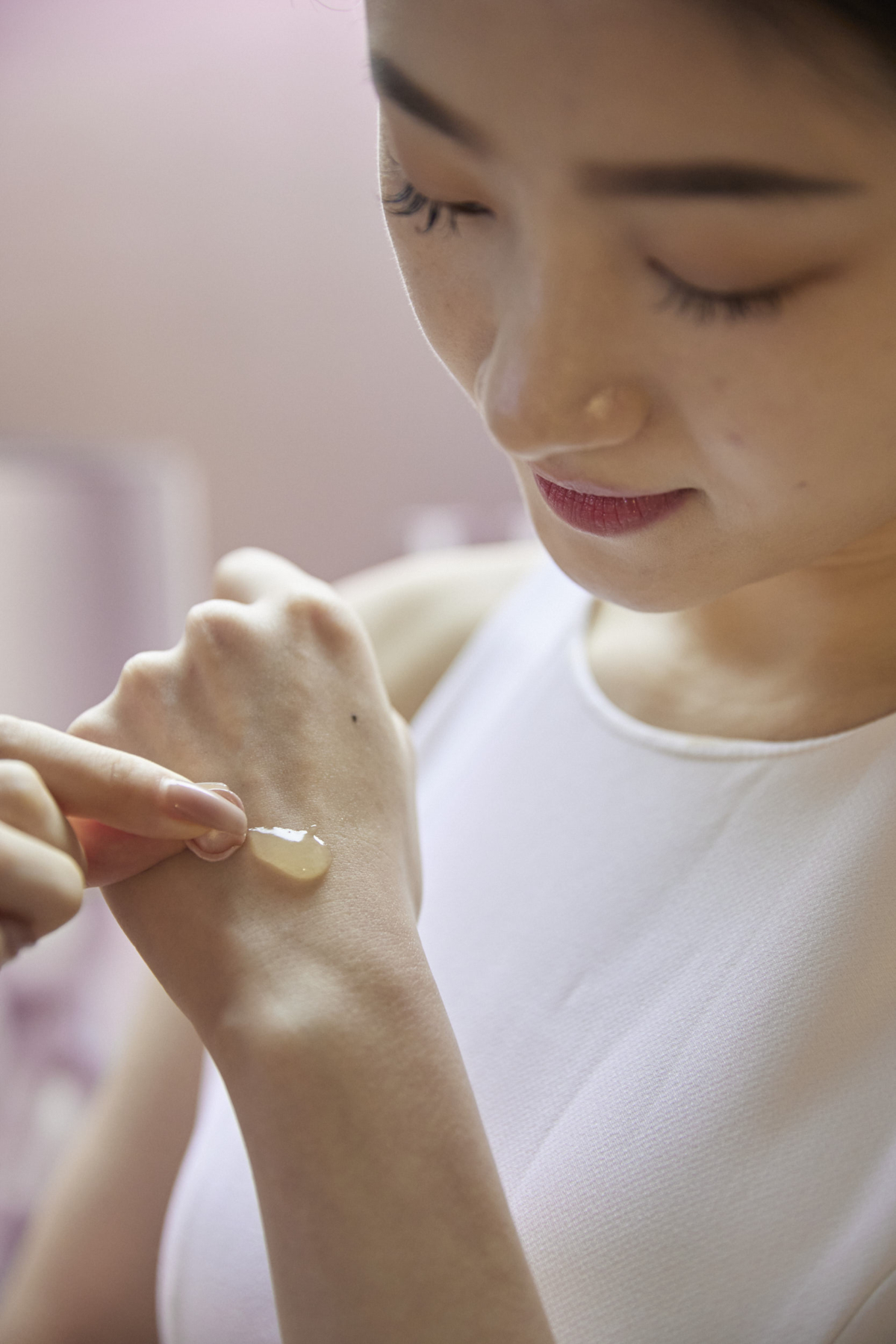 伊麗莎白雅頓 HPR玫瑰金抗痕膠囊30pcs,NT$2,050 ; 60pcs,NT$3,950