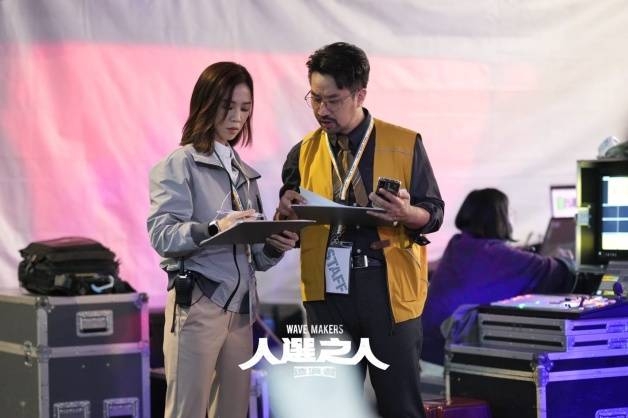 黃健瑋和謝盈萱戲裡戲外都是好拍檔。