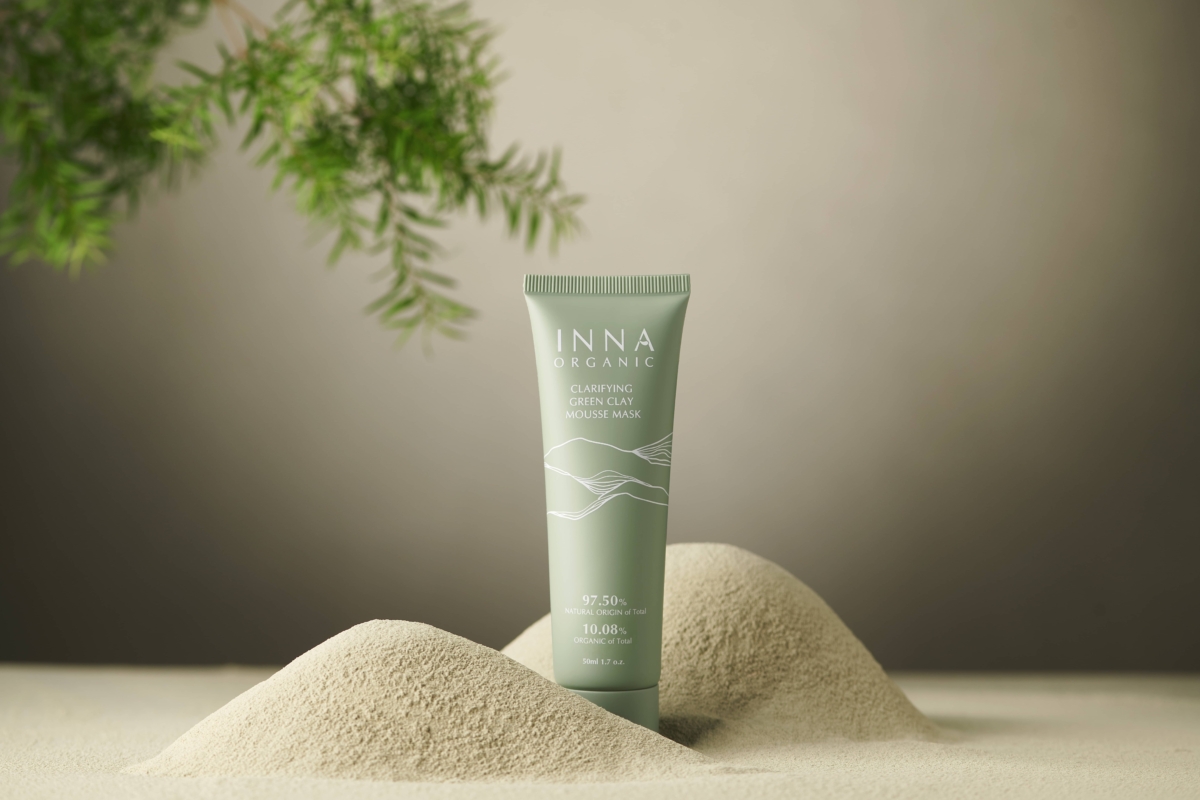 童顏有機 淨膚平衡綠石泥膜慕絲，50mL，NT$980