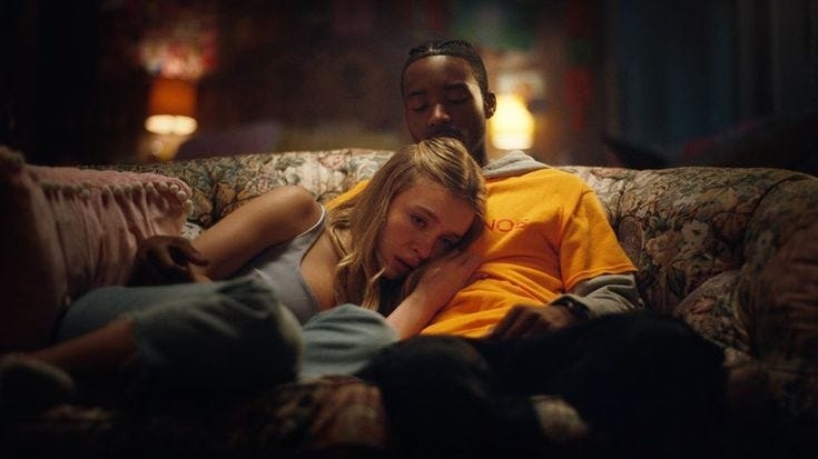 HBO《高校十八禁》凱西有許多性愛場面