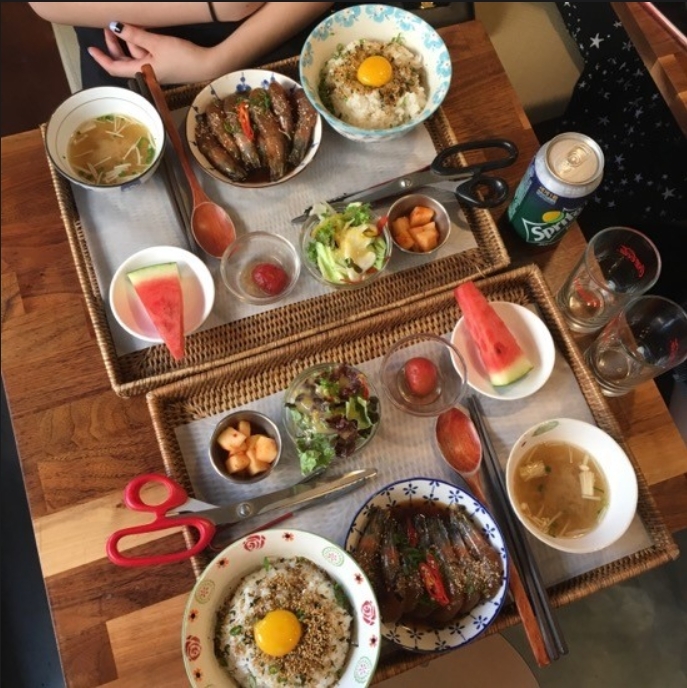 少年食堂的醬蝦很出名