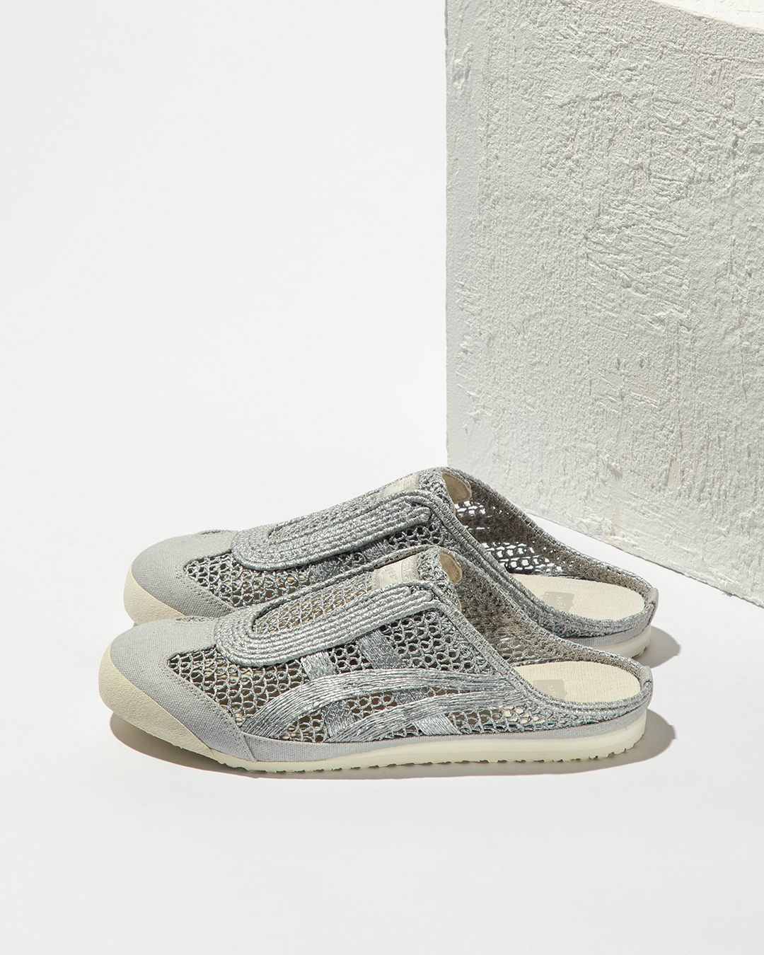 Onitsuka Tiger鬼塚虎-銀色 MEXICO 66 SABOT休閒鞋,NT$3,880