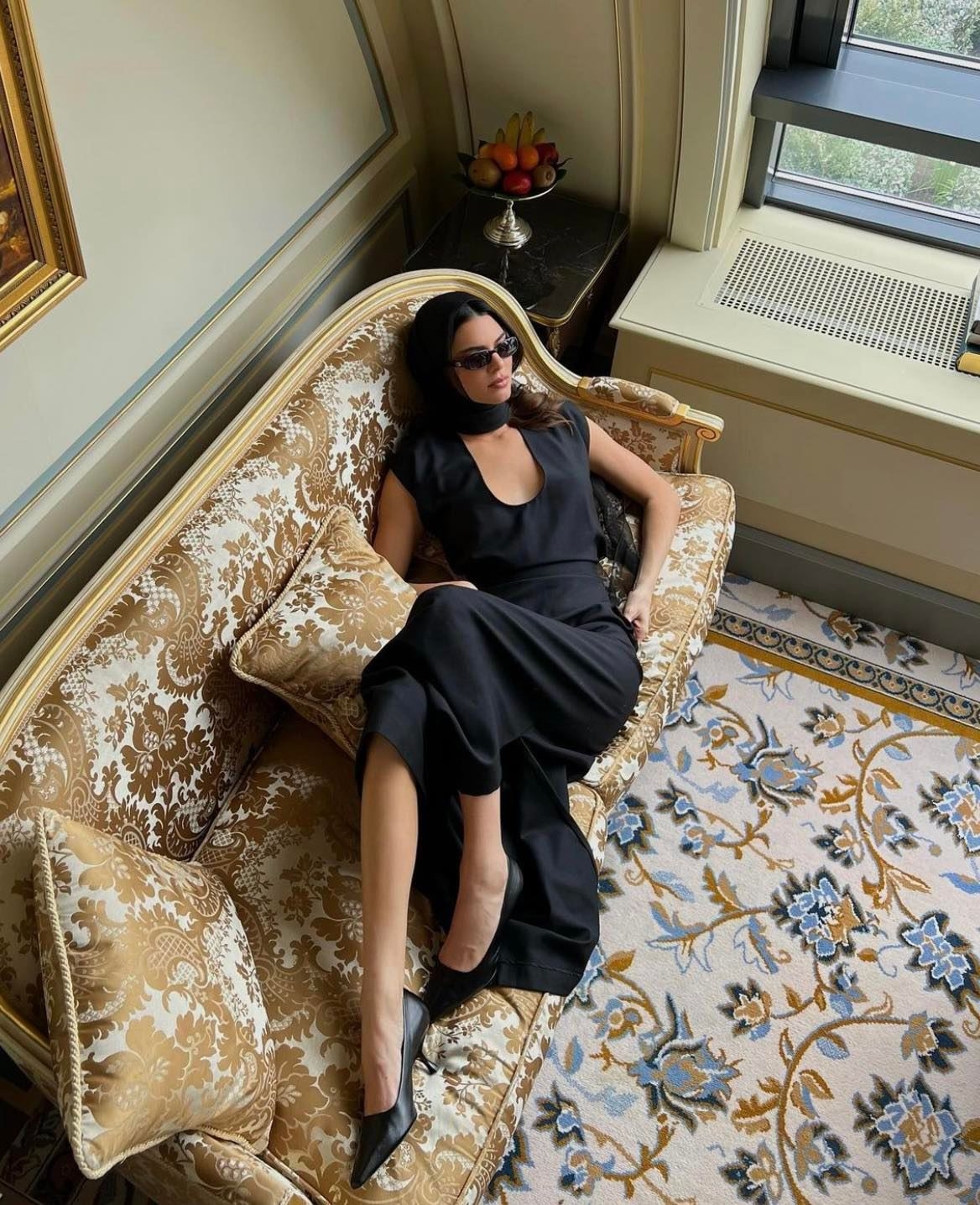 Kendall Jenner 身穿The Row 2023 春夏系列