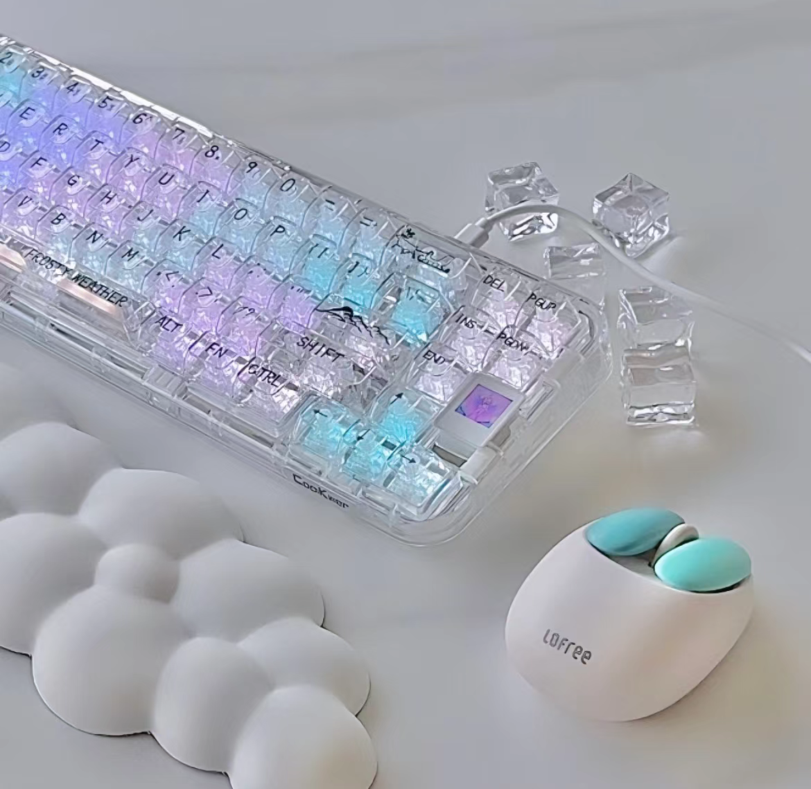 社群爆紅透心涼「冰塊鍵盤」