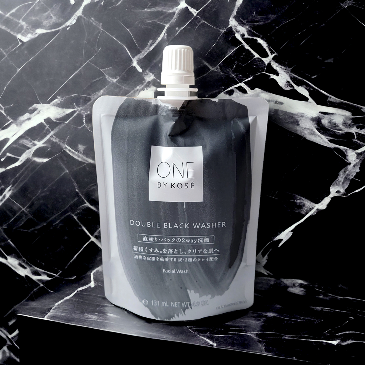 ONE BY KOSE 黑碳潔顏泥140g，NT$450