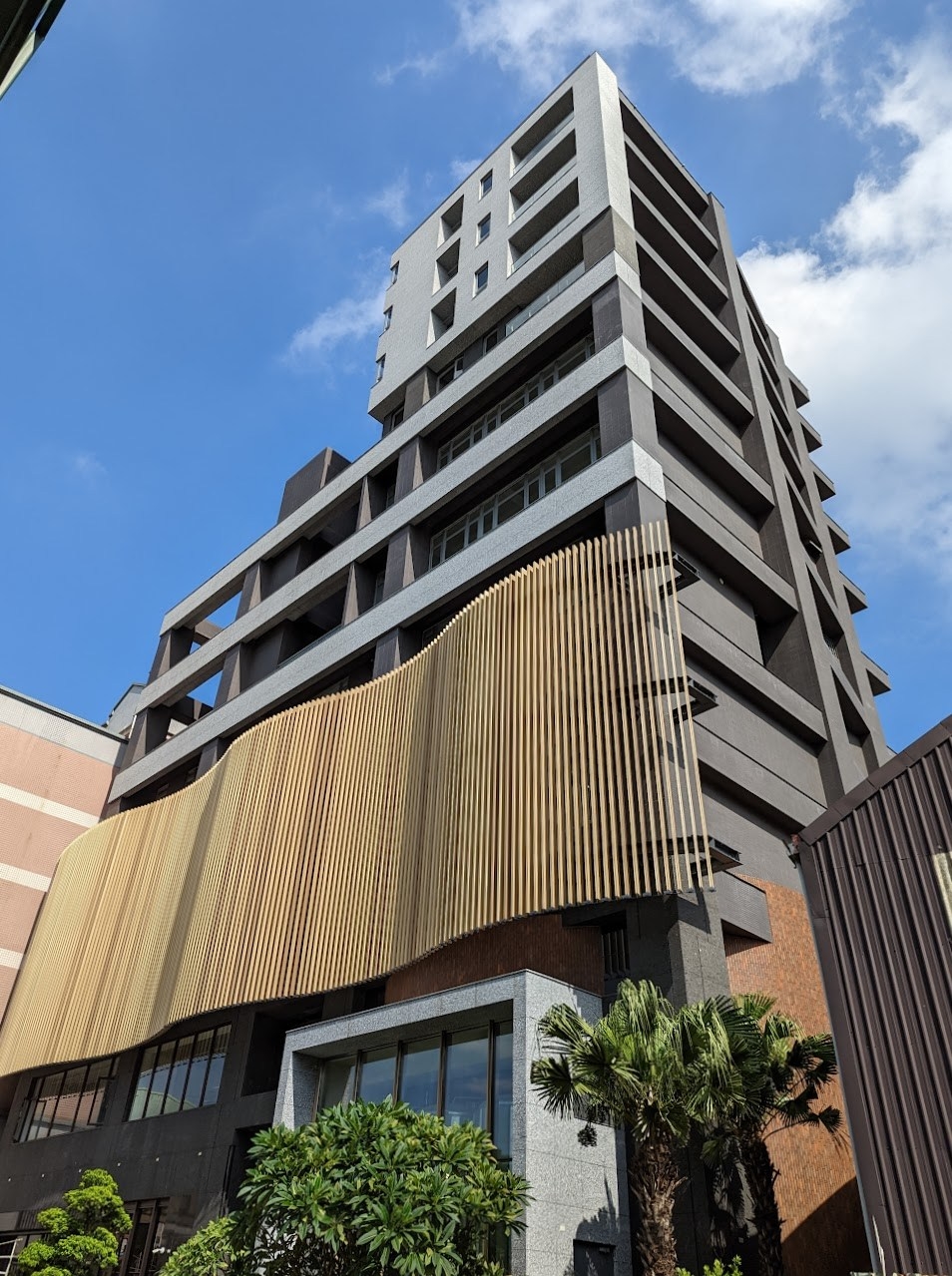 啤酒肚釀製暨啤酒頭釀造觀光酒廠外觀氣派