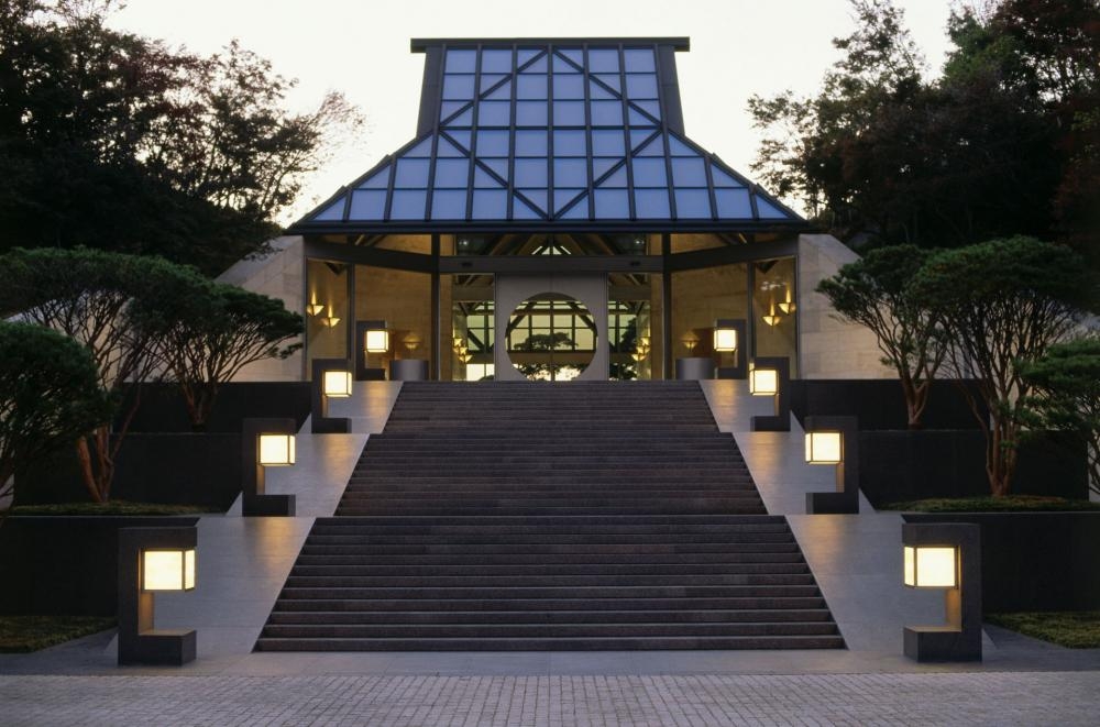 2018 Louis Vuitton 早春大秀選址於京都美秀美術館