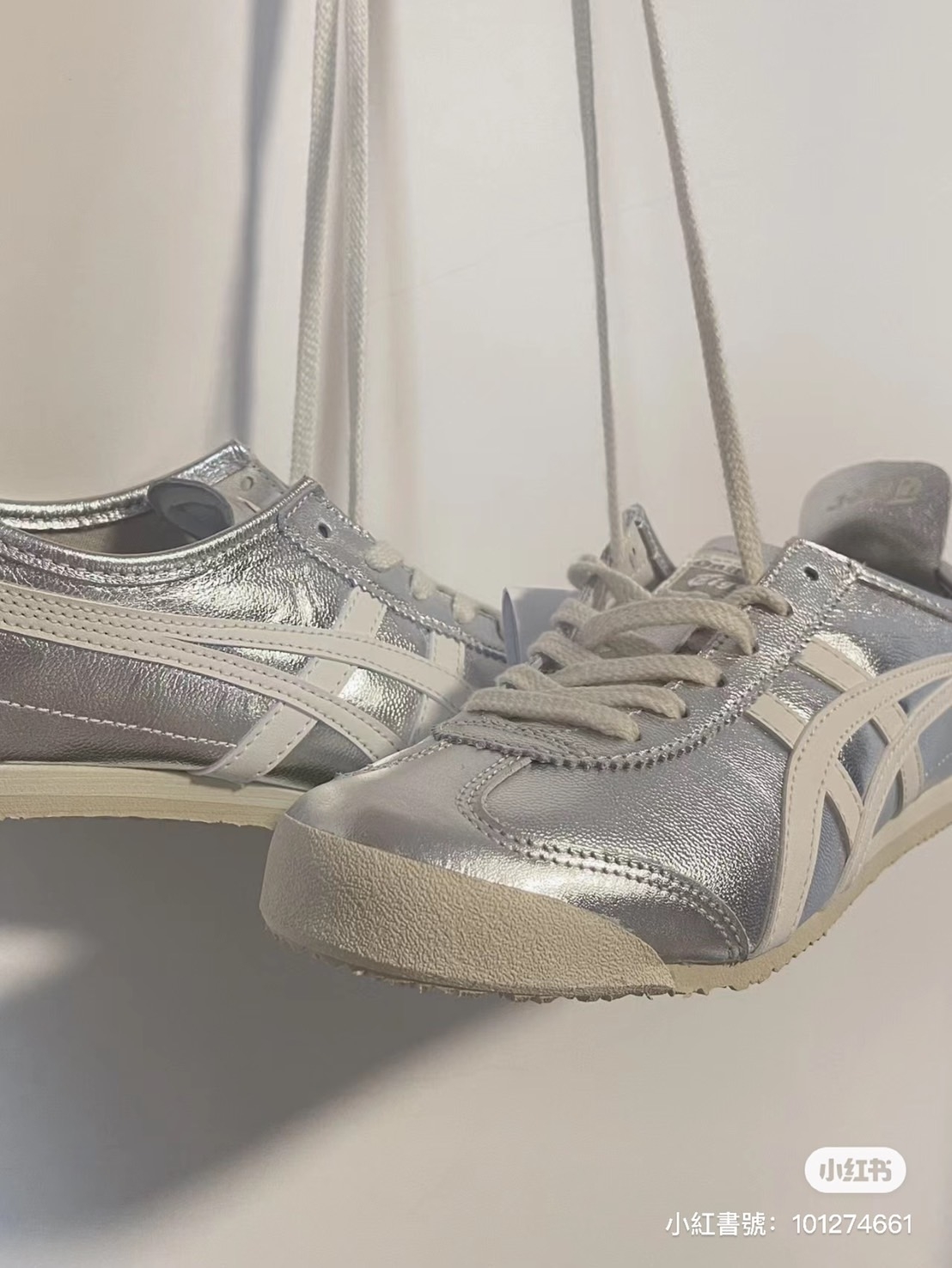 Onitsuka Tiger鬼塚虎-銀色MEXICO 66 SD休閒鞋