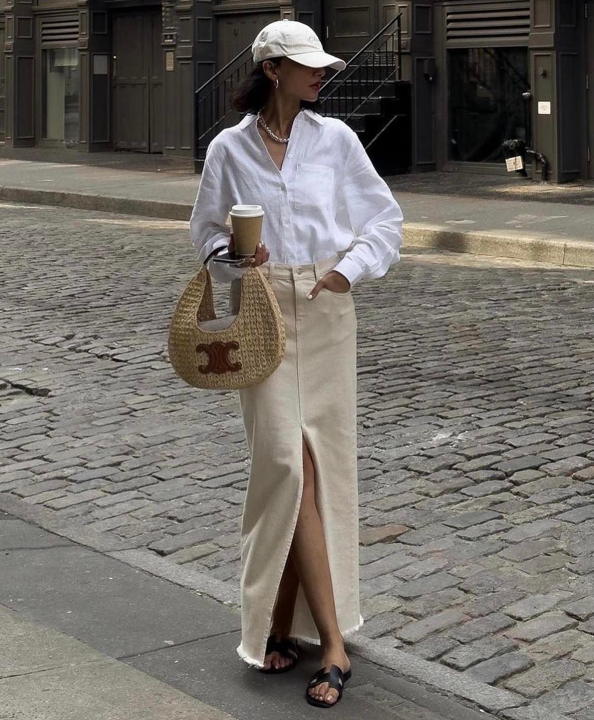 CELINE 拉菲亞及小牛皮CELINE CLASSIC PANIER HOBO手袋,NT$56,000