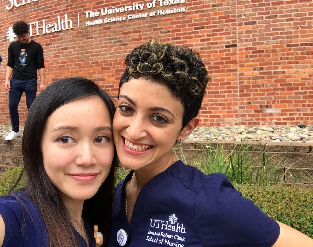 許嘉凌目前在美國擔任急診護理師。